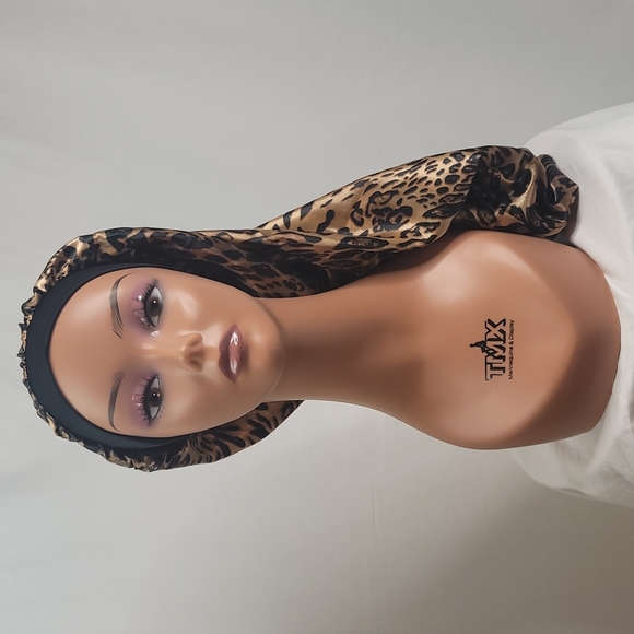 Avebri long hair bonnets caps 3 in a bundle cover NWT - Picture 13 of 13